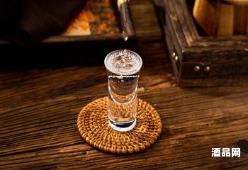 茅台镇赖酱酒(茅台镇赖酱酒a26)