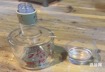 荷之露 白酒 中核(荷之露酒价格)