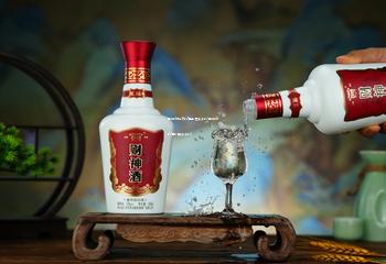 五粮液批发代理拿酒多少钱(五粮液代理权要多少钱)