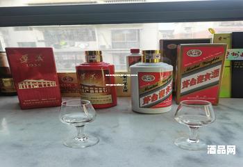 酱香型酒贵还是浓香型酒贵,酱香型酒和浓香型酒哪种好