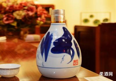 飞天茅台和五星茅台哪个好(飞天茅台对比五星茅台)