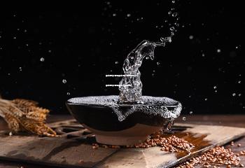 茅台王子酒是茅台酒厂的吗为什么(茅台王子酒是茅台公司的吗)