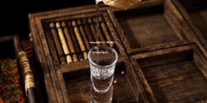 飞天茅台售价2014年新闻(2014飞天茅台市场价)