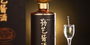 一瓶白酒能赚多少钱人民币(一瓶白酒的利润是多少)