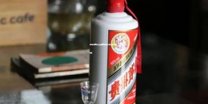 酱香型喝了头疼(喝酱香酒上头的原因)