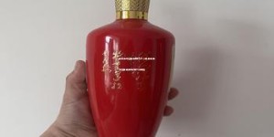 酱香型和浓香型哪个好入口,酱香型和浓香型口感有什么区别