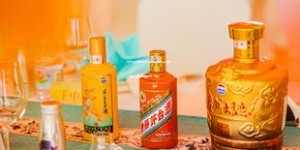 飞天茅台哪年开始内销(飞天茅台什么时候出现在国内市场的)