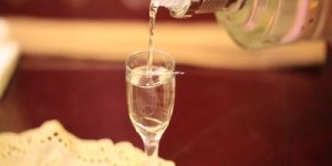 茅台酒怎么做的(贵州茅台酒怎么做的)