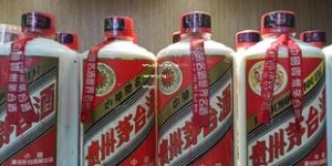 飞天茅台多少钱一瓶53度100ml是否有收藏价值,500ml 飞天茅台