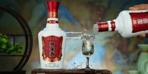 飞天茅台53度官方价多少钱一瓶(飞天茅台53度官网多少钱一瓶)