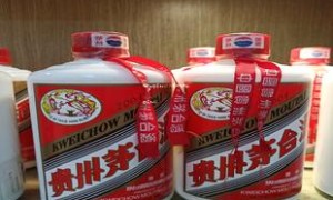 飞天茅台多少钱(100毫升飞天茅台多少钱)