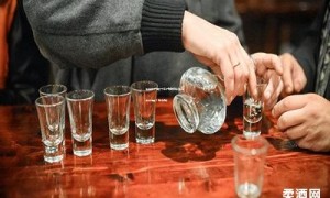 茅台王子酒放十年好喝吗知乎(茅台王子酒放30年后喝)